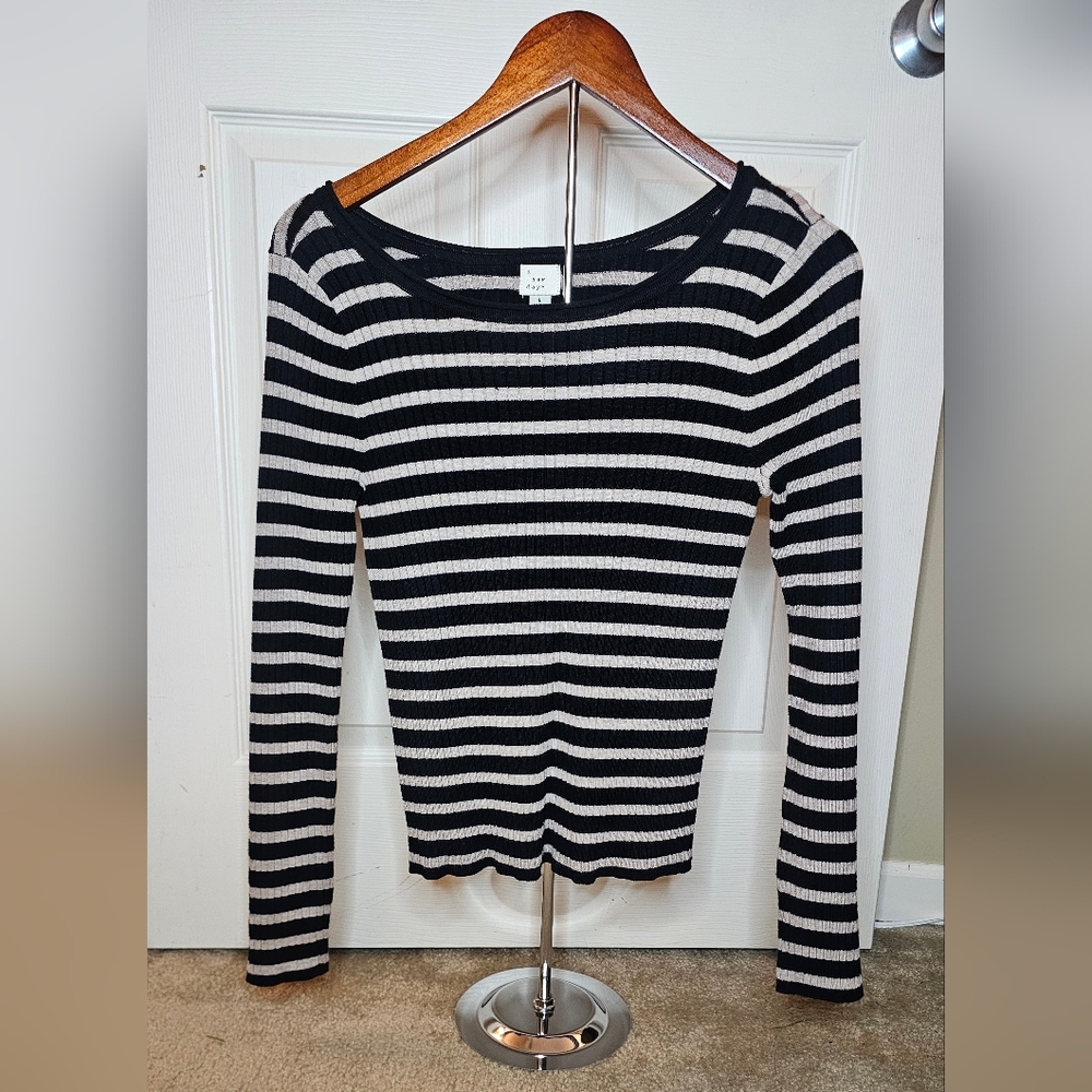 A New Day Black White Striped Ribbed Top Long Sleeve Scoop Neck